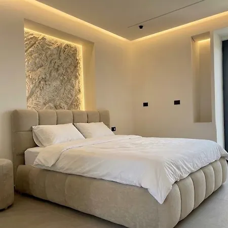 Hermes Villa Gramsh